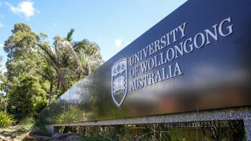University of Wollongong sign on Northfields Avenue. Picture by Adam McLean