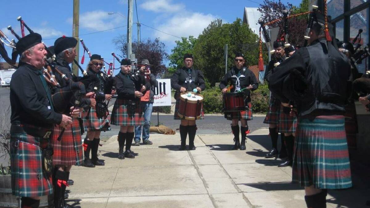 Queanbeyan Pipes and Drums are excited about busking in Narooma at the Festival on Saturday 27 May.  