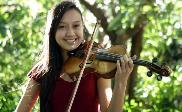 Rare treat:  Australian-born violinist Anna Da Silva Chen will perform with composer-pianist Wendy Hiscocks at Gerringong Town Hall on Sunday, July 10.