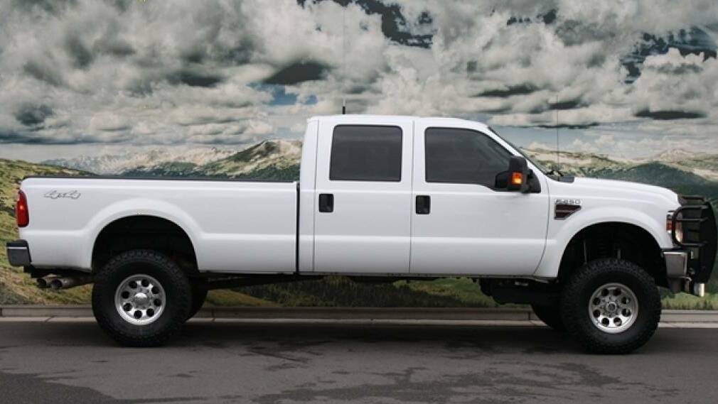 Goulburn resident Keith Whittaker said he discovered Riana Tromp lying in the rear footwell of his white Ford F 250 dual cab (similar model shown). 