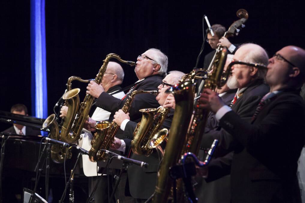 The Tommy Dorsey Orchestra will play the music of Frank Sinatra at the WIN Entertainment Centre on September 27.