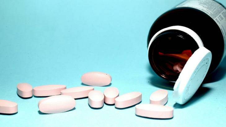 Report warns antibiotics are not lollies. Photo: Michel O'Sullivan