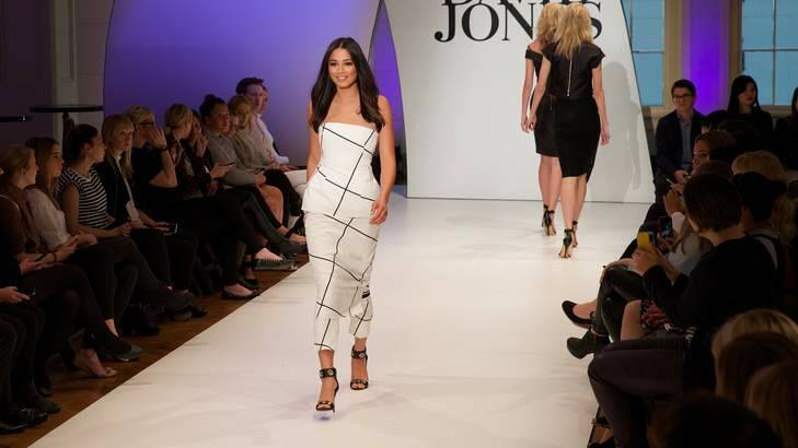 Jessica Gomes wears an outfit by Josh Goot at the David Jones Spring/Summer launch. Photo: Wolter Peeters