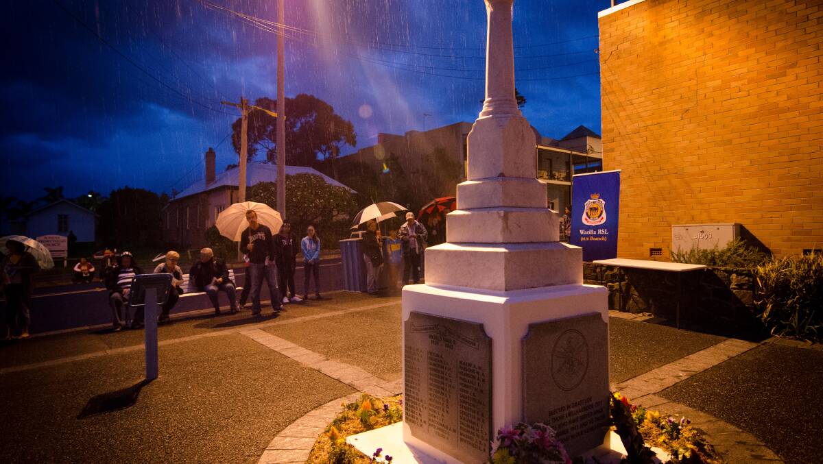 Anzac morning Dawn Service at Shellharbour.
