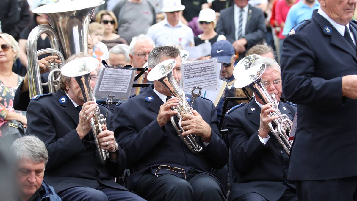 The crowds turned out in ideal weather conditions to enjoy Friday's Anzac Service.