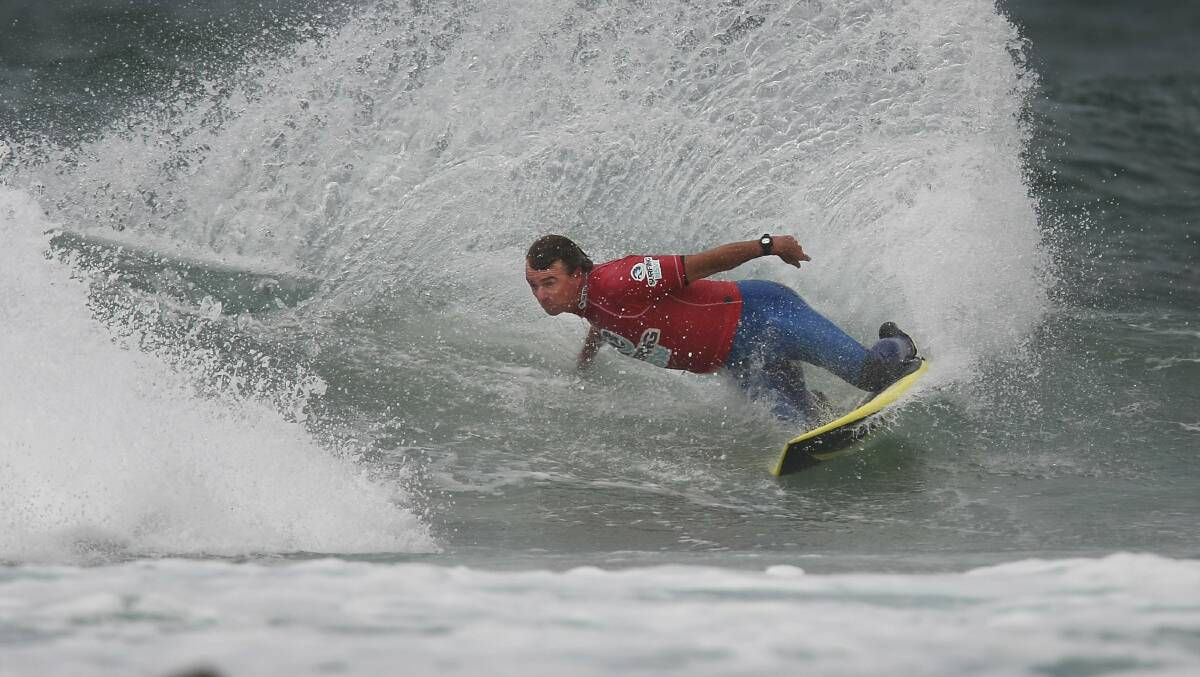 Organisers expect more than 125 competitors will take part when the World Kneeboard Titles are held in Kiama  next year.