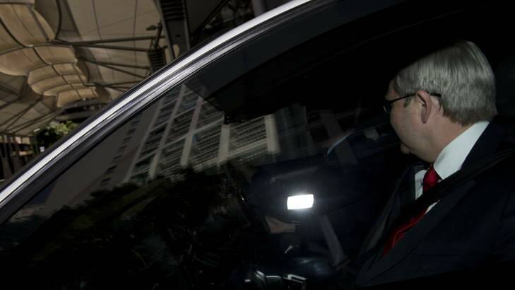 Prime Minister Kevin Rudd leaves Waterfront Place in Brisbane. Photo: Harrison Saragossi