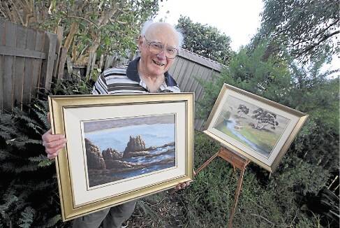 Kiama Downs plein air painter Max Smith has received a life membership for the Kiama Art Society and is entering the society's annual art exhibition.  Photo Dylan Robinson