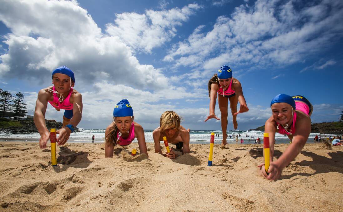 Kiama Surf Club's Blake Rogers, Alicia Burazin, Callum Rogers, Kayla Duncan and Bella Wingrove get in some early flags practice before next weekend's Branch titles at Kiama. Picture: DYLAN ROBINSON