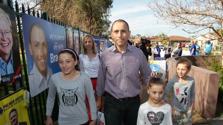 Labor member for the seat of Lindsay, David Bradbury with his wife Kylie and children at Claremont Meadow Public School. Photo: Dallas Kilponen