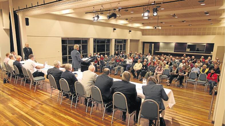 The Kiama and District Chamber of Commerce held a 'meet the candidates' forum at The Pavilion allowing candidates to introduce themselves and their policies. Photo Dylan Robinson