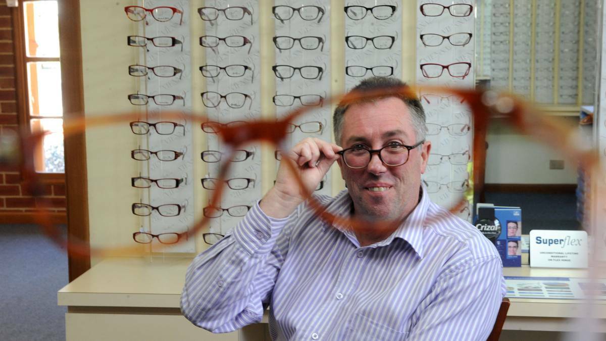  Optometrist Mark Prince donated his examination fees to charity on Thursday. PHOTO: Jodie Donnellan/Bendigo Advertiser.