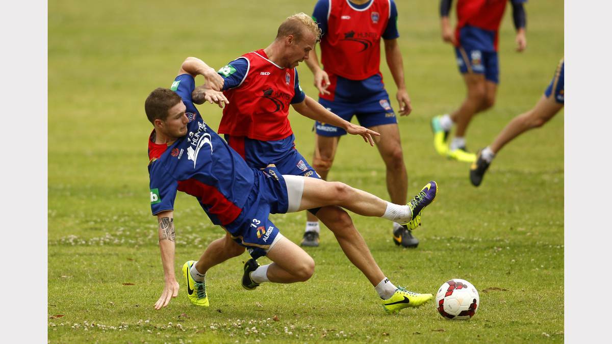 NEWCASTLE: Newcastle Jets training at Tomaree Sports Complex, Tomaree on Tuesday. Gibbs, left, Taylor Regan, right. Picture: Jonathan Carroll