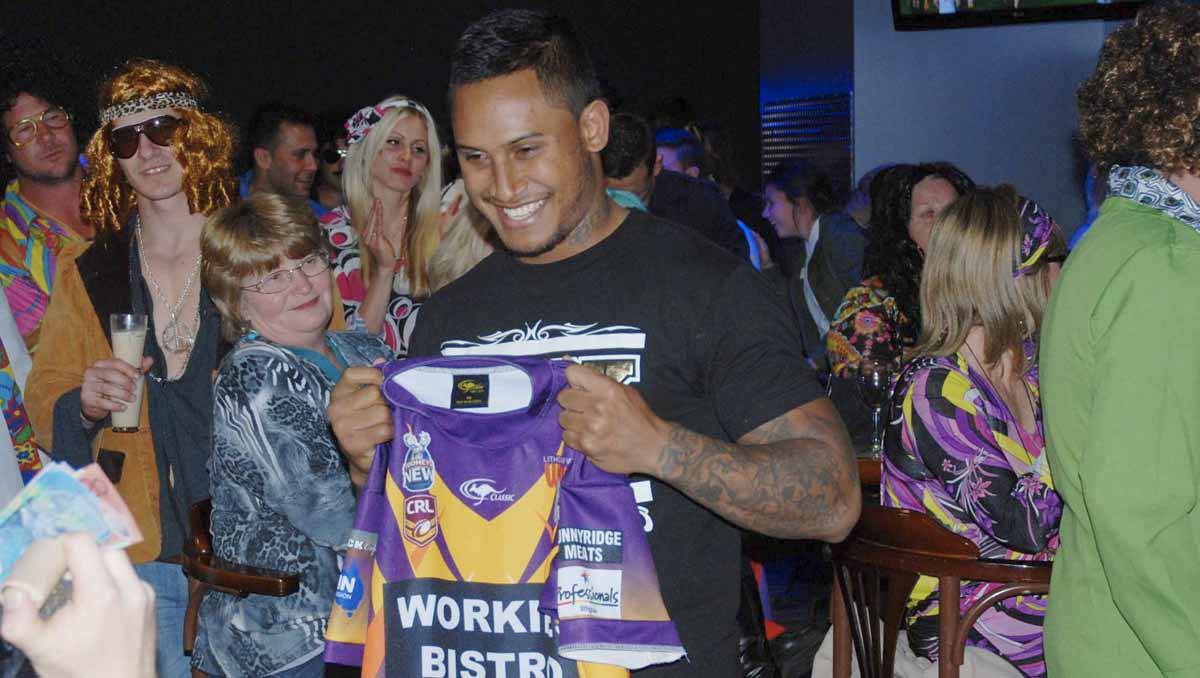 Benny Barba was among the crowd who turned out at the Lithgow Workies to help former Workies Wolves rugby league star Tohi Leha who has fallen on tough times after the big forward was diagnosed with cancer.