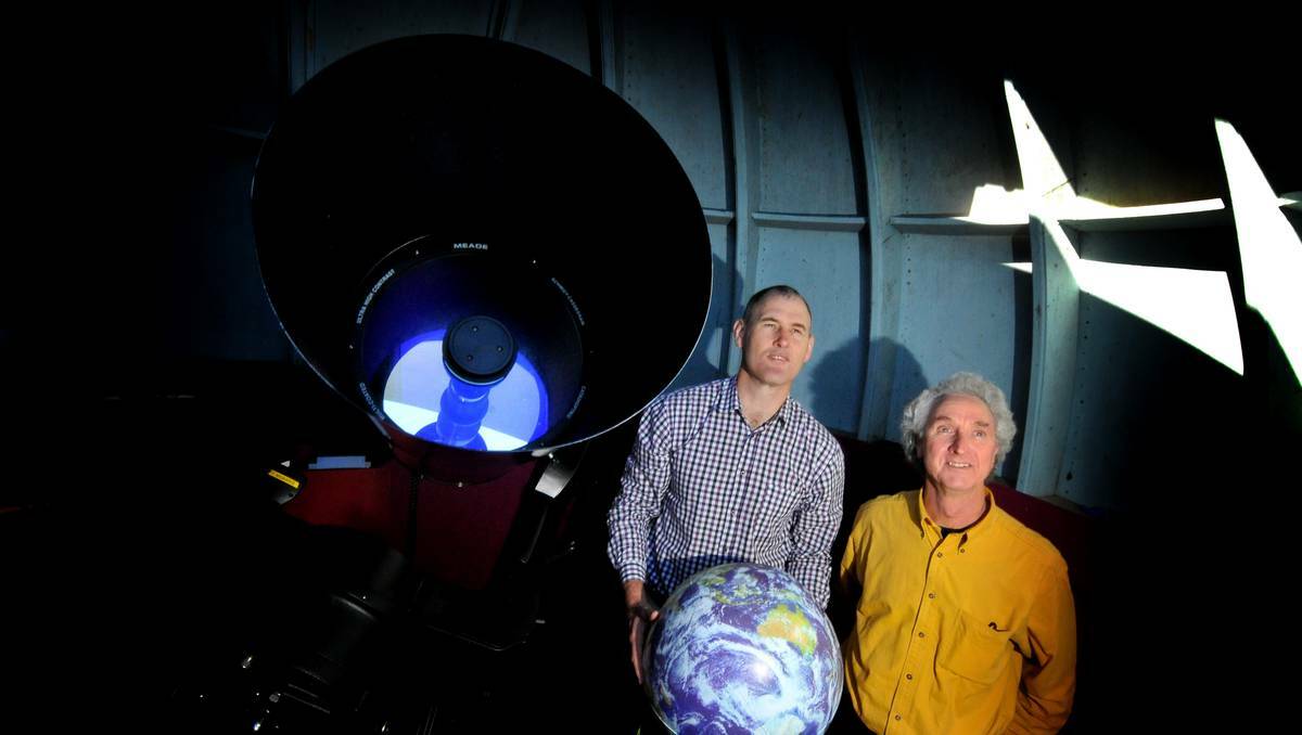 Port Macquarie Mayor Peter Besseling and Port Macquarie Astronomical Association president Kevin Gallagher discuss the idea of a science centre and education facility in  the heart of Port Macquarie.