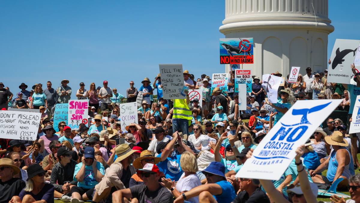An anti-offshore wind rally in October 2023 drew hundreds to Flagstaff Hill. Picture by Wesley Lonergan