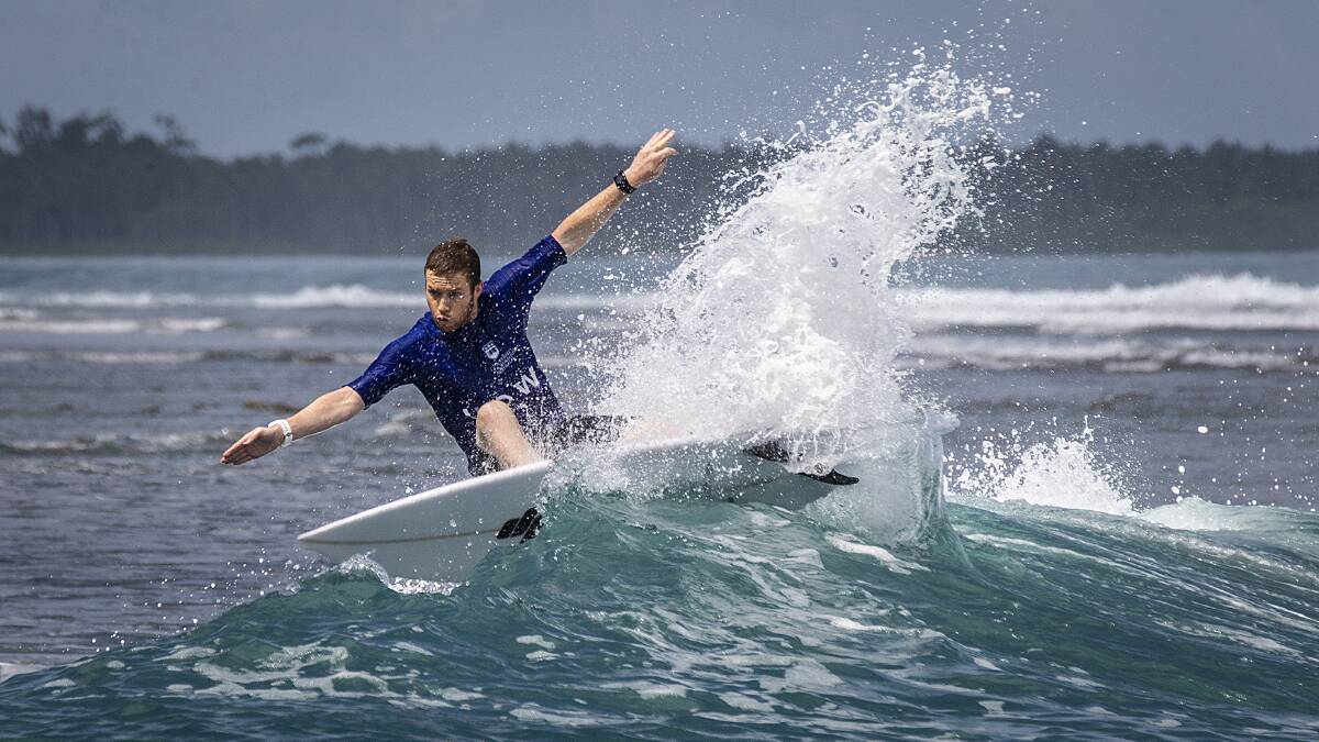 Kiama surfers​ set out to Indonesia to combine wave riding and research