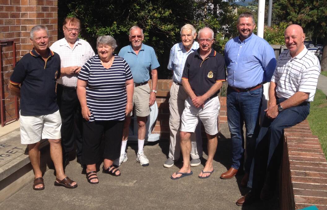 Gerringong and District Historical Society and RSL members.