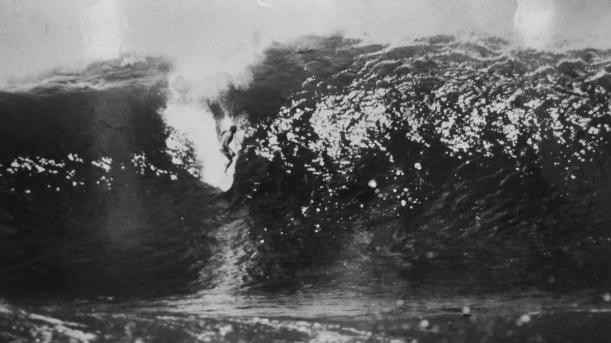 Richardson surfs the Banzai Pipeline, on Hawaii’s North Shore, in the 1980s.