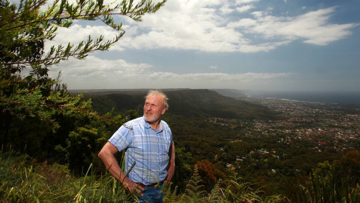 University of Wollongong Professor Ross Bradstock at Mount Keira lookout. He is part of a group of world-class experts who will work at the new Bushfire Risk Management Research Hub at UOW. Picture: Kirk Gilmour