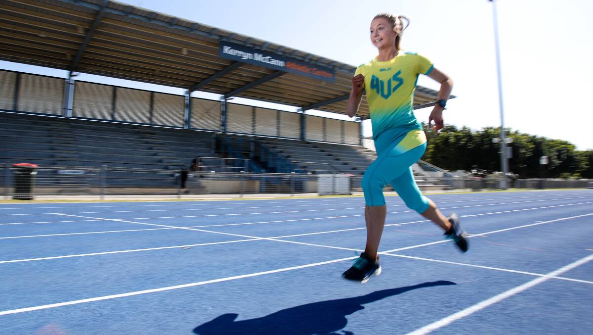 Accolade: Albion Park's Jessica Hull has been named Athletics NSW female athlete of the year. Picture: Adam McLean.