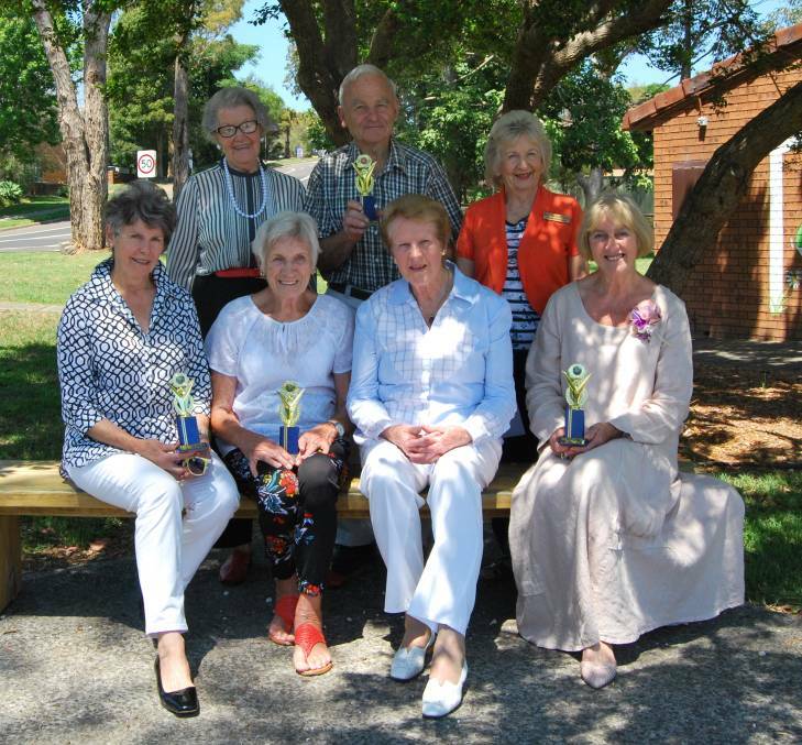 2017 winners Val Sherlock, Robert Curll and Diane Westgate. (Front) Jan Callaghan, Mary Cawthorne, Deidre Hill and Esmay Foster. 