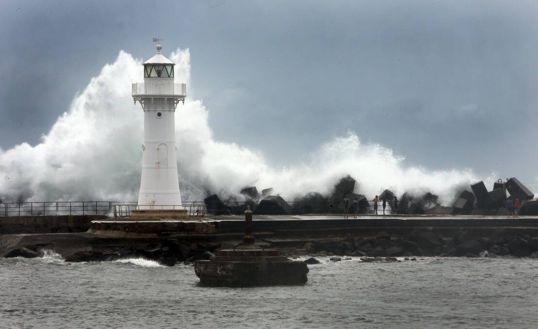 Boaters beware: Big seas forecast for Monday and Tuesday. Picture: Robert Peet
